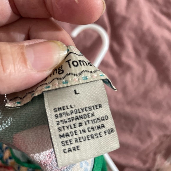 Top - Picture 5 of 7